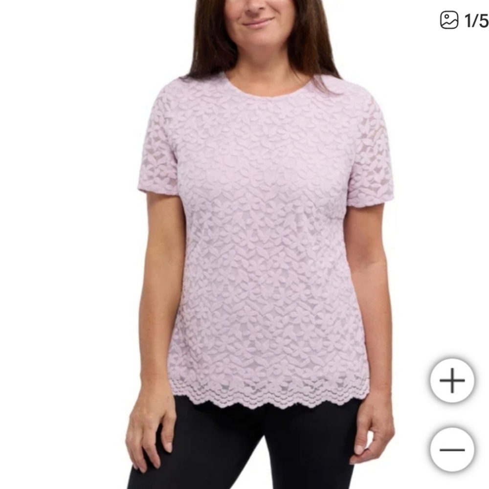 NWT Teddi Rose‎ Women's Lace Keyole Top Light Purple
